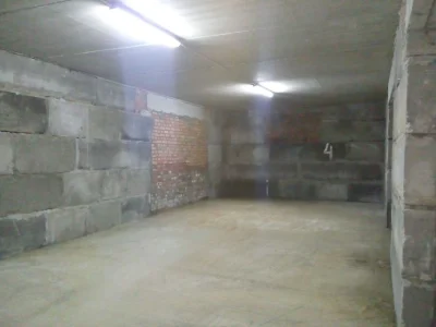 Паркинг в центре на 3 авто