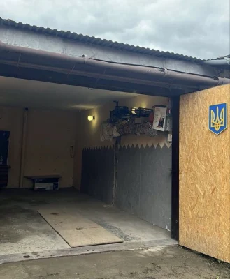 Продам капітальний гараж 25 кв.м. з підвалом на 2 кімнати ГК