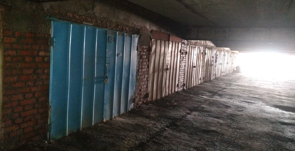Продам кирпичный гараж 124 в гаражном кооперативе ФЭД 1 на 1