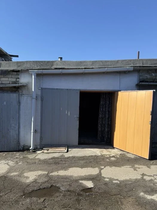 Продам гараж в кооперативе