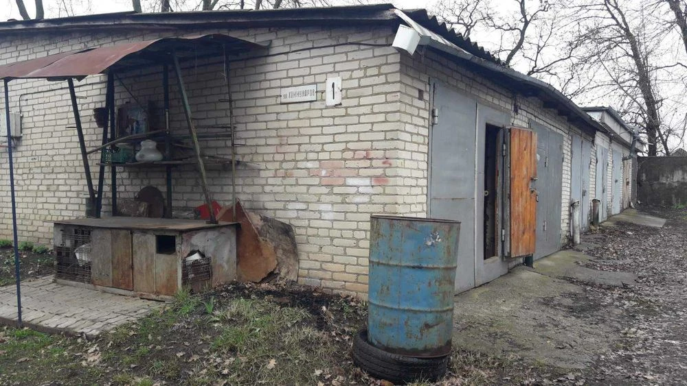 Гараж, автокооператив "БЕРІЗКА", вул. Тополянська