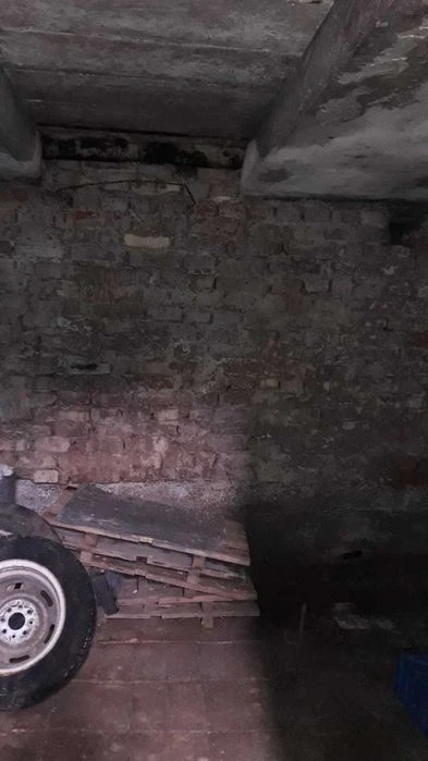 Гараж, автокооператив "БЕРІЗКА", вул. Тополянська