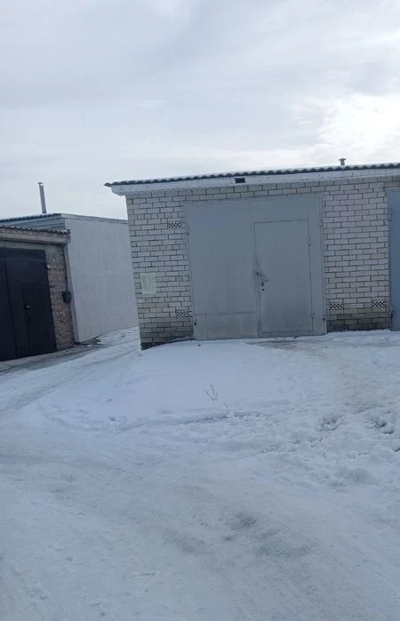 Гараж цегляний продам