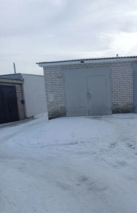 Гараж цегляний продам
