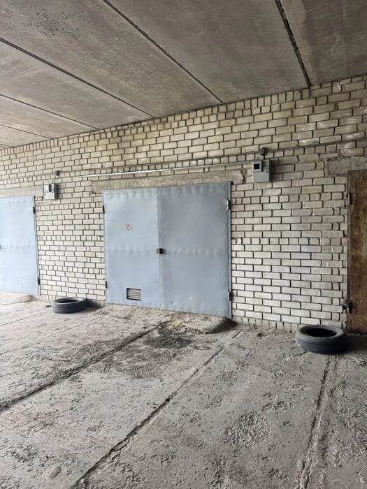 Продам кирпичный гараж Одесская, Грозненская