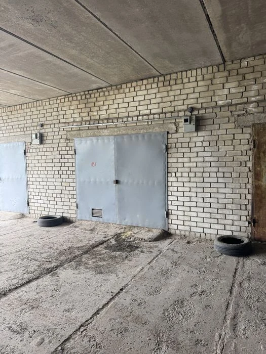 Продам кирпичный гараж Одесская, Грозненская