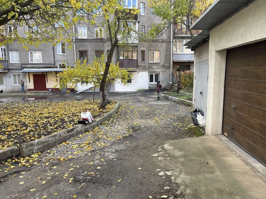 Гараж від власника вул. Чайковська, 15 (Михайля Семенка)
