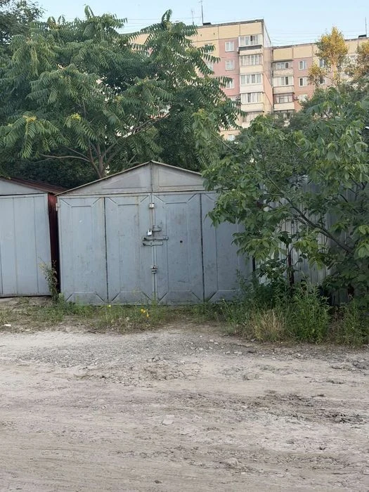 продам гараж металевий