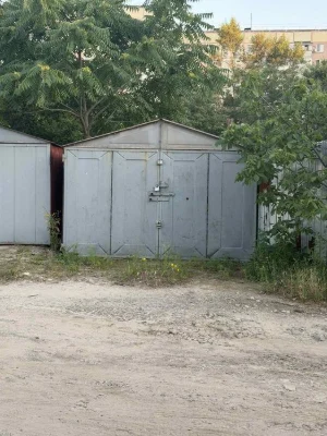 продам гараж металевий