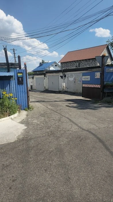 Продам гараж в центре города