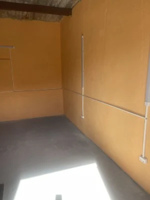 I am selling a garage...