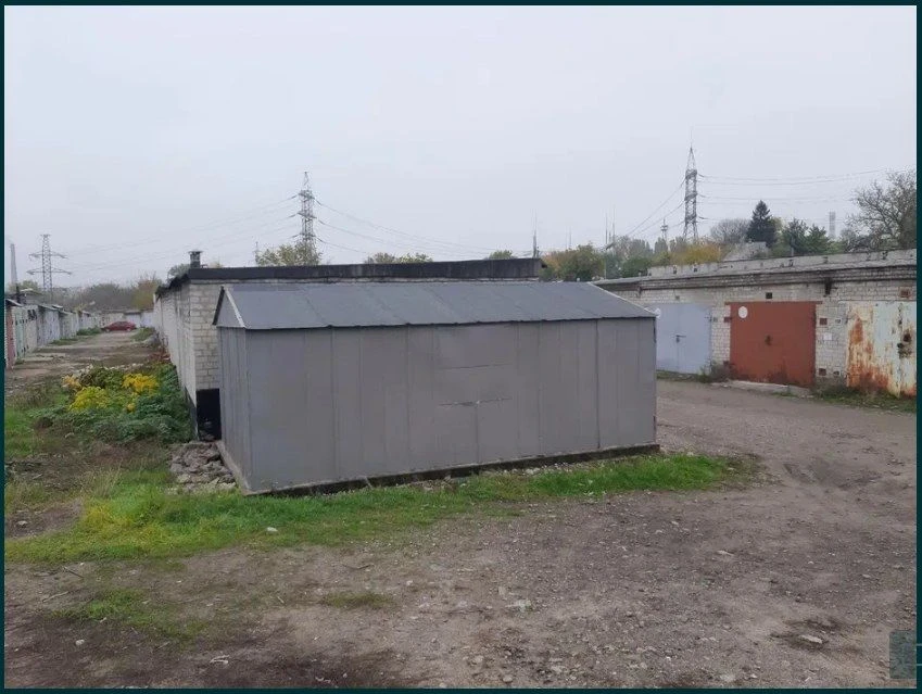 Продам Гараж на Красном камне, от метро 5-7 мин