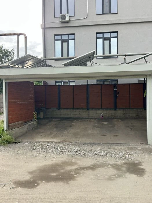 Продам парковочное место под навесом жм Победа