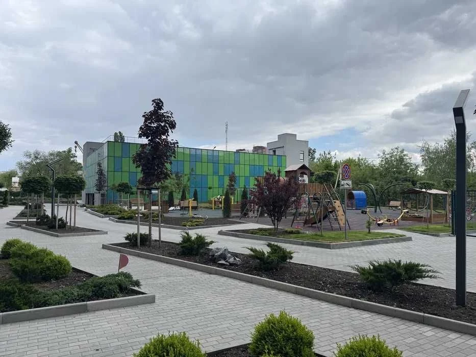 Продам паркомісце Перемога-6