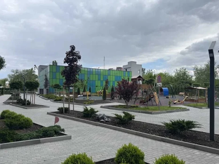 Продам паркомісце Перемога-6