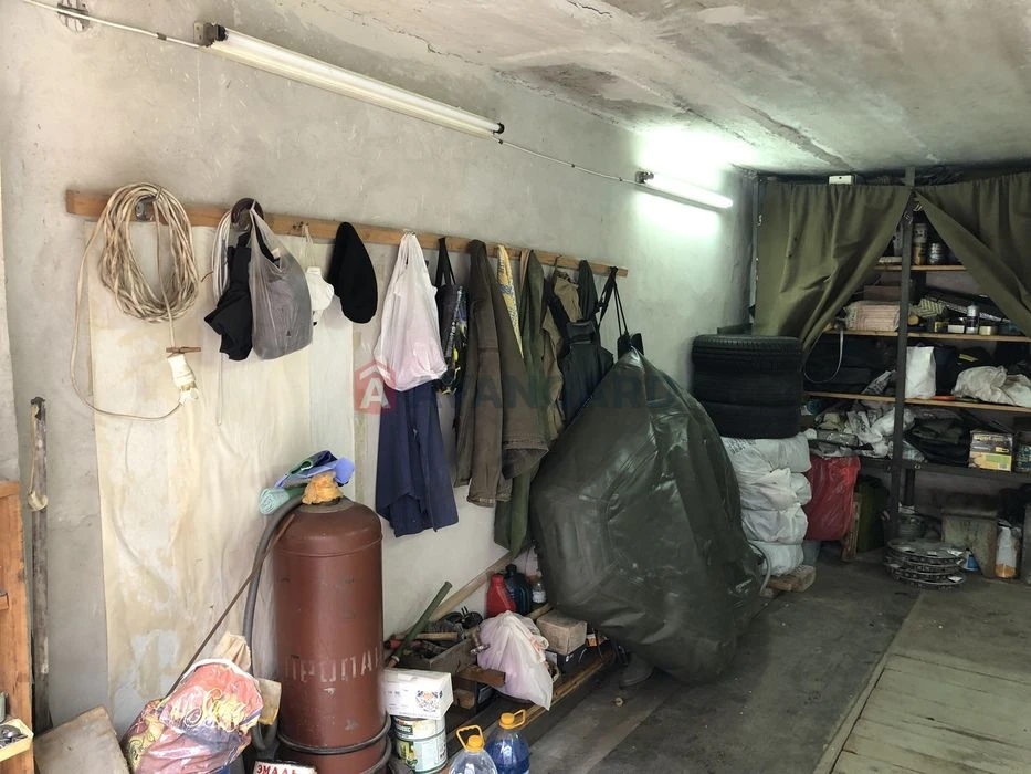 Продам капітальний гараж в ГК 'Північний' 8500$