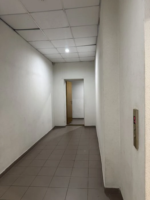 Французский бульвар/9 Жемчужина. Паркоместо на -1 уровне. в