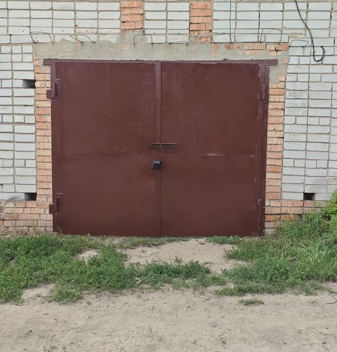 Продам Гараж в центральном р-не ,город Днепр