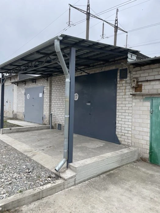 Продам капітальний гараж 30 кв.м - 2й Шевченківський  коопер