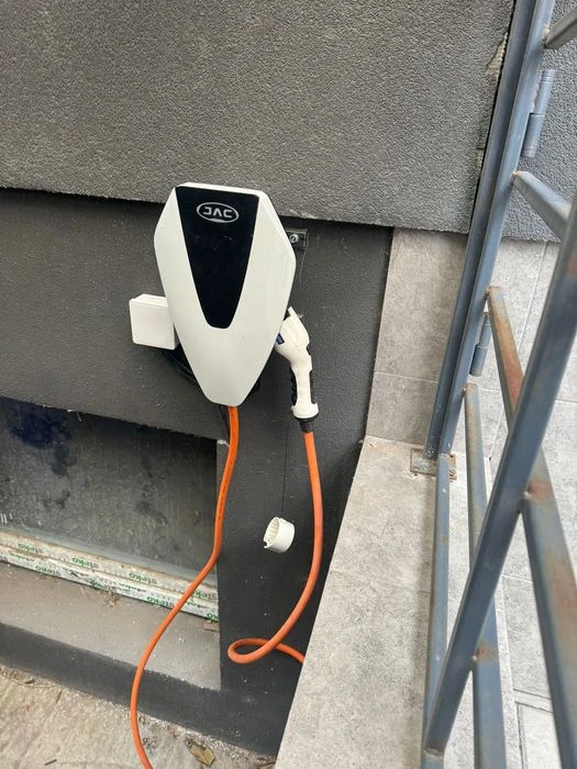 From the OWNER, a PARKING SPACE as a gift to a CELL in Primorskoye
