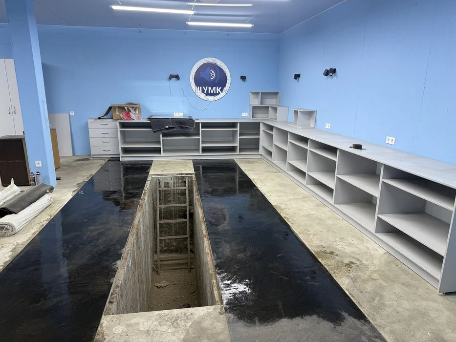 Помищение,Гараж с ремонтом 90 кв метров