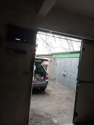 Продам кап.гараж.Мотор 1