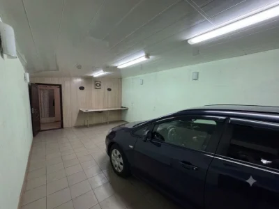 I will sell a stone garage of 100 m2