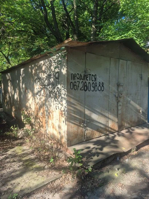 Продам гараж на Шевченковском (район Николая Корищенко)