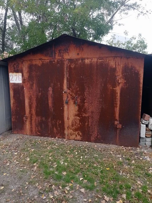 Продам гараж на набережной возле Ашана.
