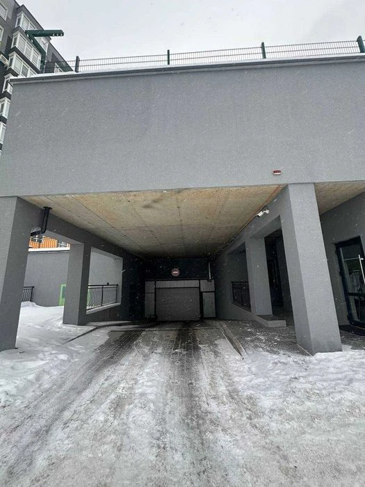 Паркомісця в ЖК Міленіум