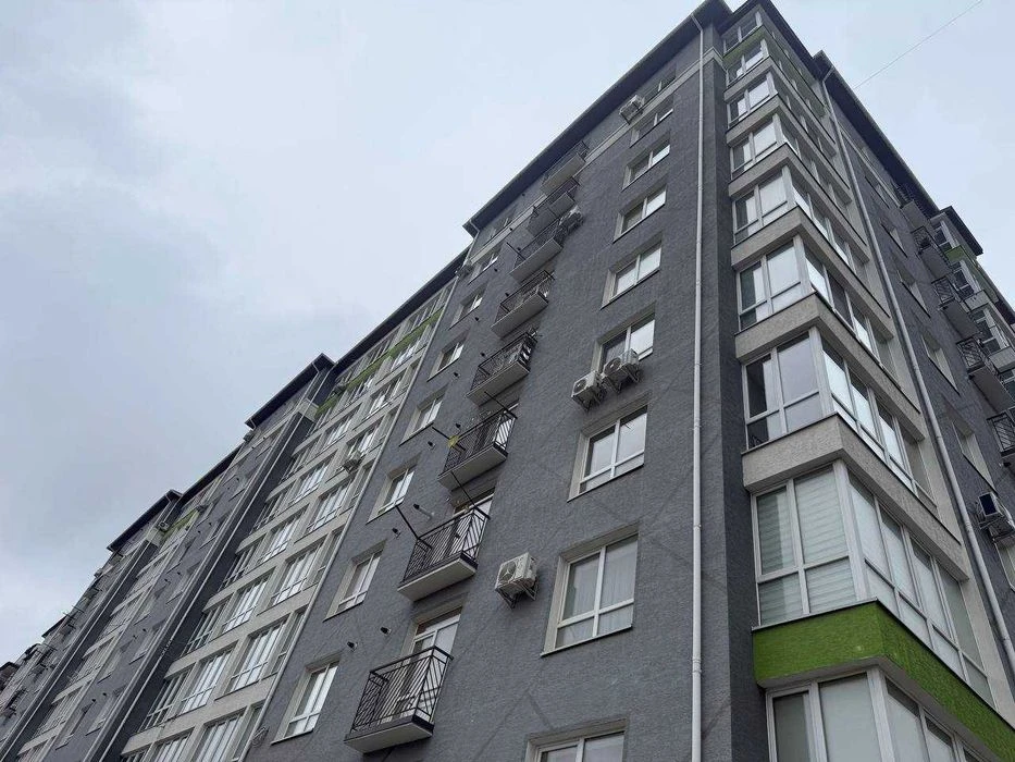 Продається гараж Довженка Левада Затишна