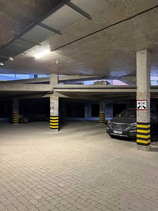 Паркомісце в ЖК Княгинин в 5 паркінгу