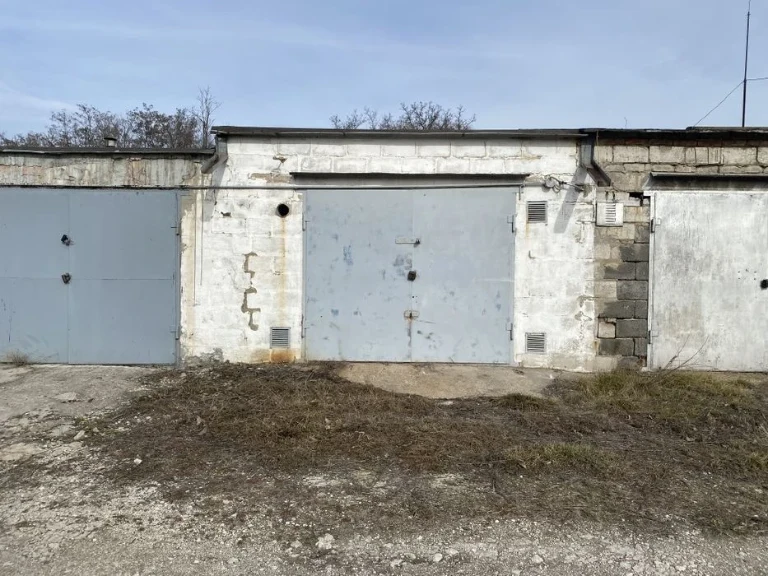 Capital garage on Cosmos for the region of hospitals. Possible volume