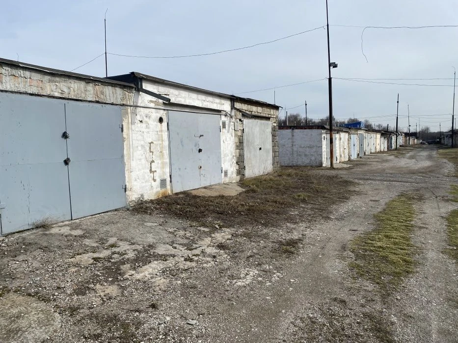 Capital garage on Cosmos for the region of hospitals. Possible volume