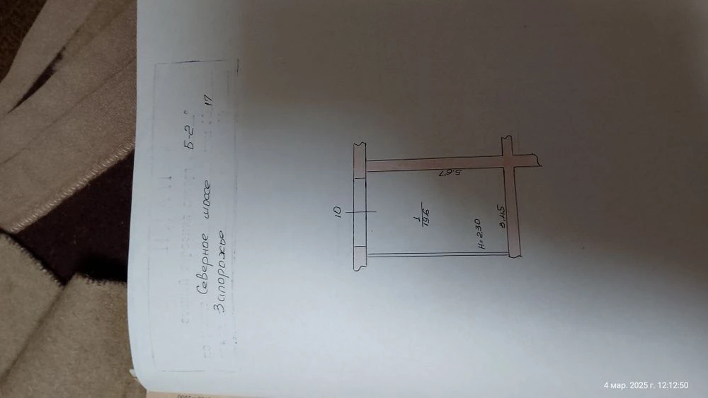 Продам гараж.В районе остановки Ниогаз.