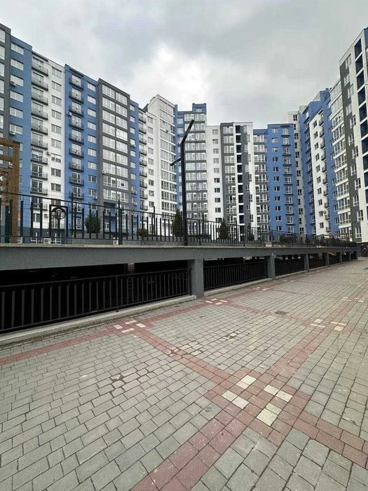 Продаж паркомісця ЖК Княгинин