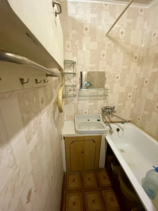 I will sell 3 pcs. sq. Dnipro, P.Kalnyshevskogo avenue/Kosyora