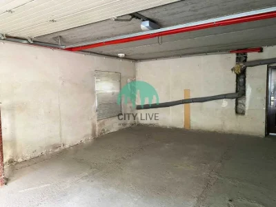 Продам великий гараж в центрі міста.  41,3кв.м. (63)
