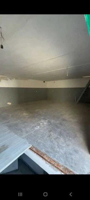 Продаж гаражу. 168 кв.м. Електрика 7 кВт. МРЕО. Без комісії.