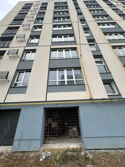 Продається гараж в ЖК Опришівська Слобода