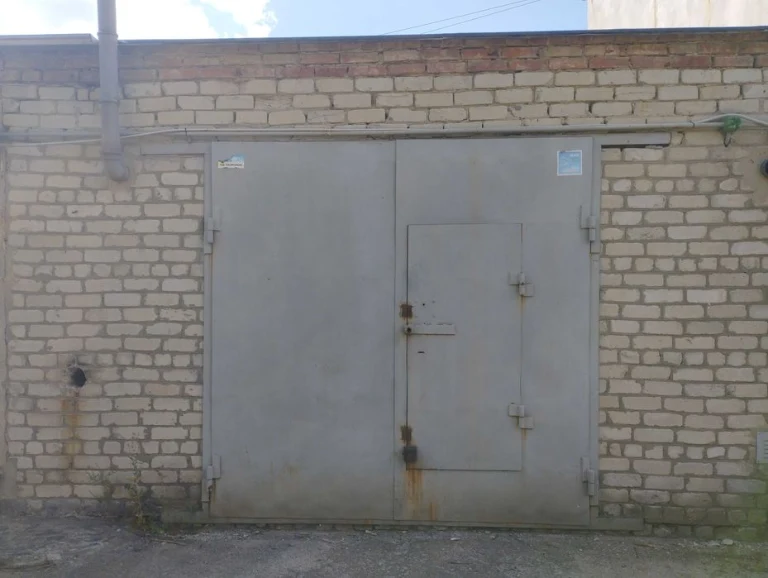 Продам Капітальний Гараж Авіамістечко