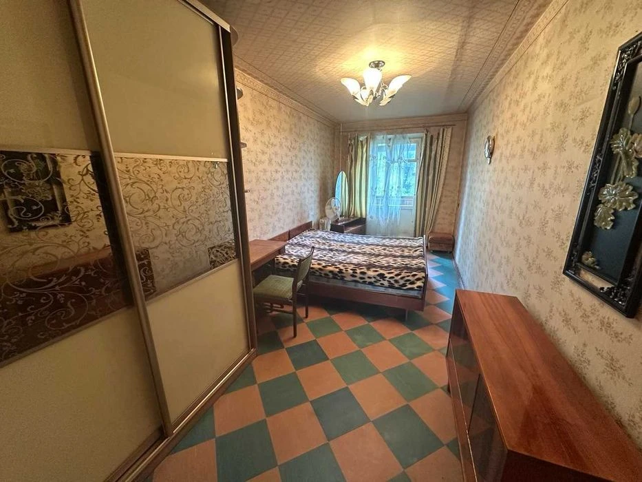 Продам 2-комнатную квартиру на левом берегу (Софьи Ковалевск).
