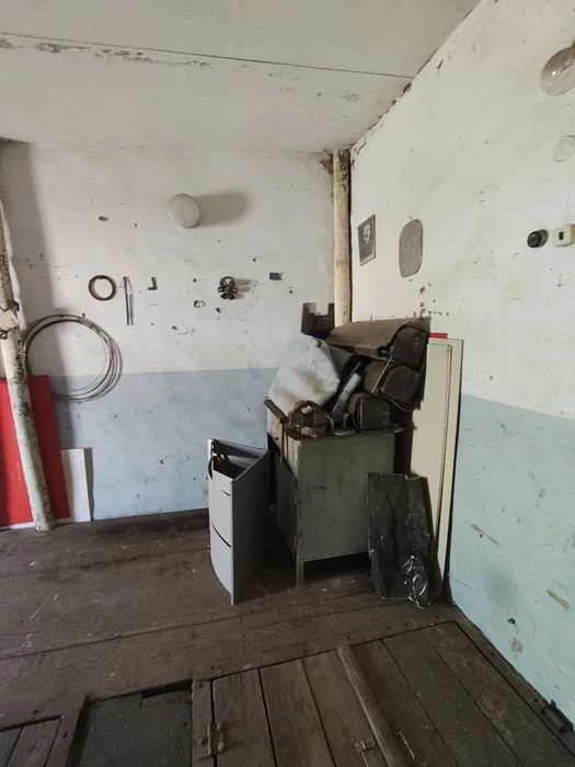 Продам капітальний цегляний гараж в  районі Авторинку!