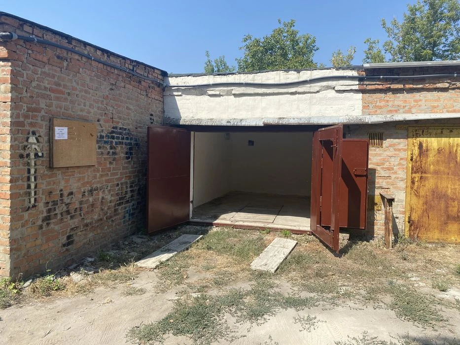 Продам гараж !!