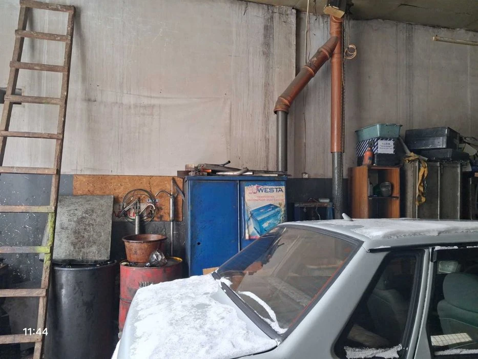 .Продаж великого гаражного боксу під СТО у автокооперативі.