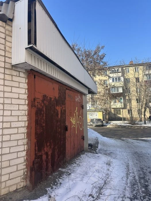 Пропонуємо до продажу Капітальний  Гараж в Центальній частин