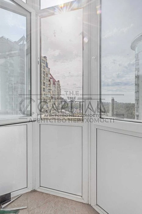Продаж квартири ЖК Смарагдовий  вул. Генерала Шаповала Солом