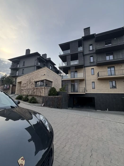 Продаж паркомісць 6 Приміська Гарден