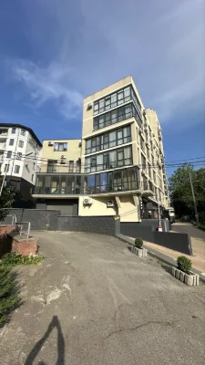 Продаж; Паркомісце (2 шт.); Чернівці; Новобудова; вул . Геро