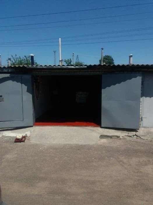 Продам капітальний гараж в кооперативі "Черкаський", район З